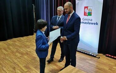 Stypendia dla najlepszych uczni&oacute;w ze szk&oacute;ł w Gmina Damasławek 20