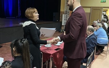 15