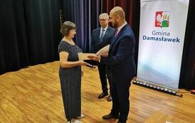 Stypendia dla najlepszych uczni&oacute;w ze szk&oacute;ł w Gmina Damasławek 10