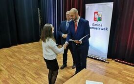 Stypendia dla najlepszych uczni&oacute;w ze szk&oacute;ł w Gmina Damasławek 18